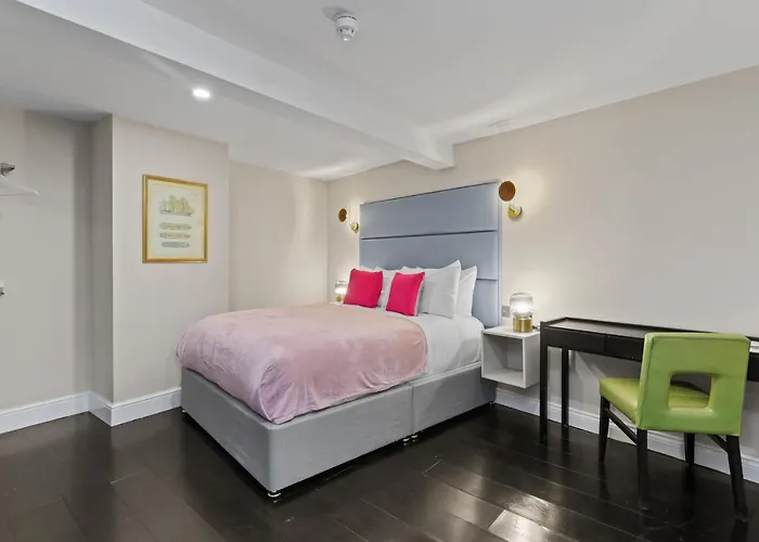 London\'S Boutique Studio