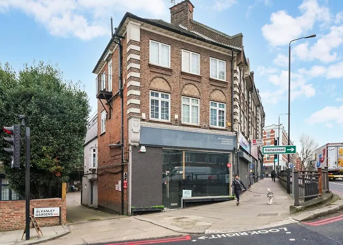 London\'S Boutique Studio
